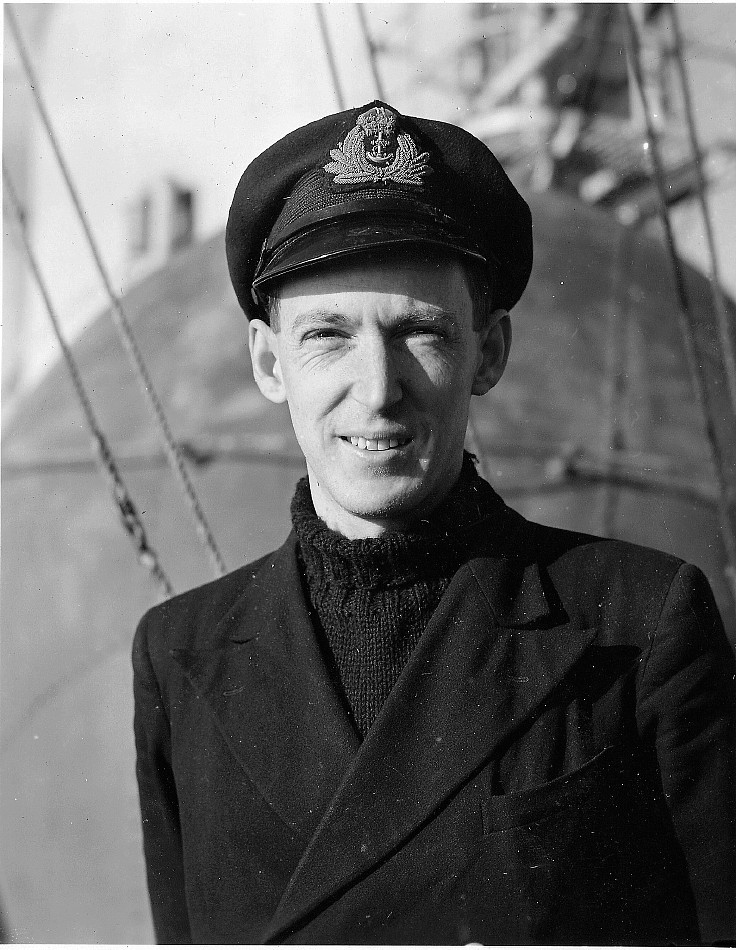 Royal Canadian Navy : Peter Newell.