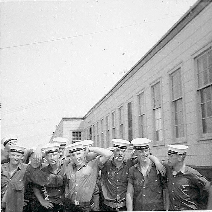 Royal Canadian Navy : HMCS Cornwallis, St. Laurent Division, 1967.