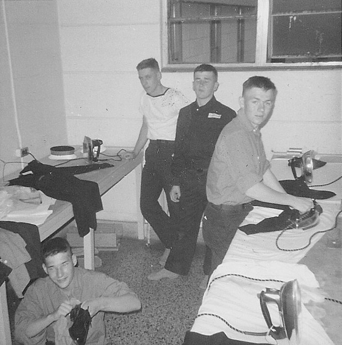 Royal Canadian Navy : HMCS Cornwallis, St. Laurent Division, 1967.