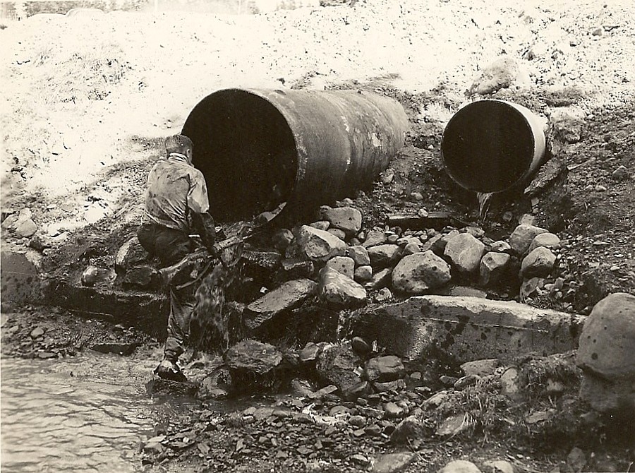 Royal Canadian Navy : HMCS Cornwallis : assault course, 1960.