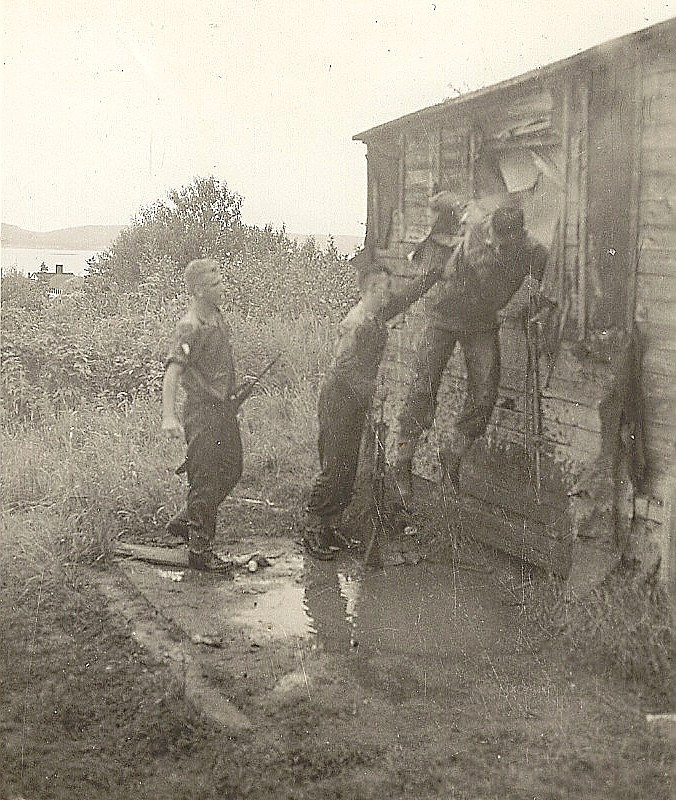 Royal Canadian Navy : HMCS Cornwallis : assault course, 1960.