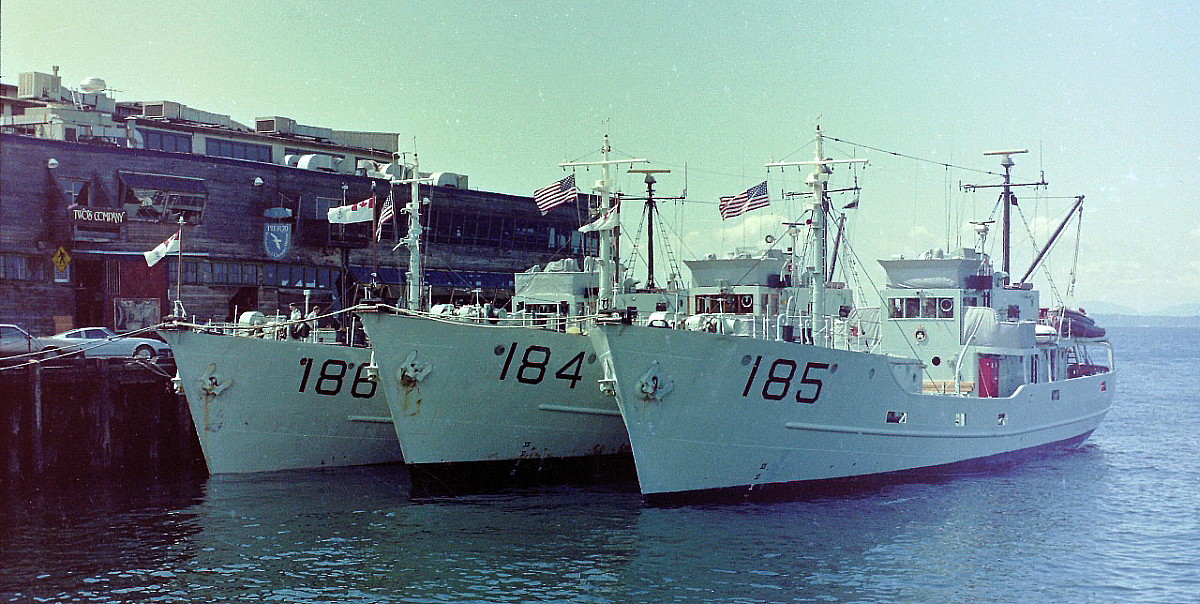 Royal Canadian Navy : Gate Vessels.