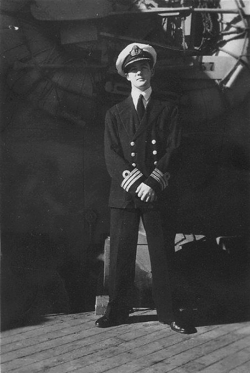 Royal Canadian Navy : Captain for a day, HMCS Prince Robert