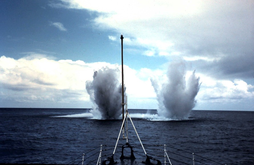 Royal Canadian Navy : H.M.C.S. Ste Therese, squid practice.