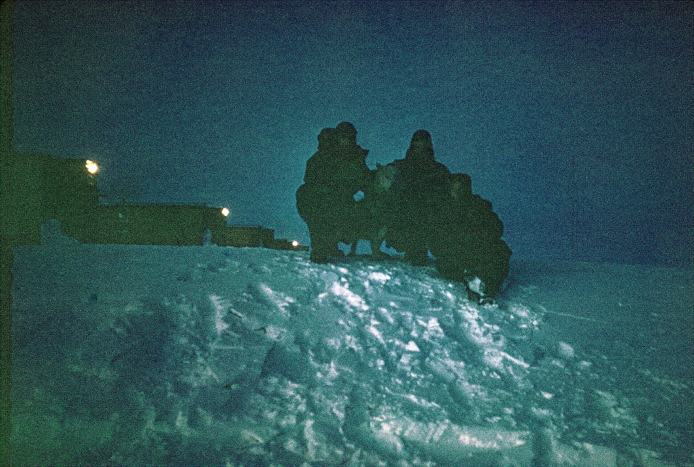 CFS Alert, 1957-1958