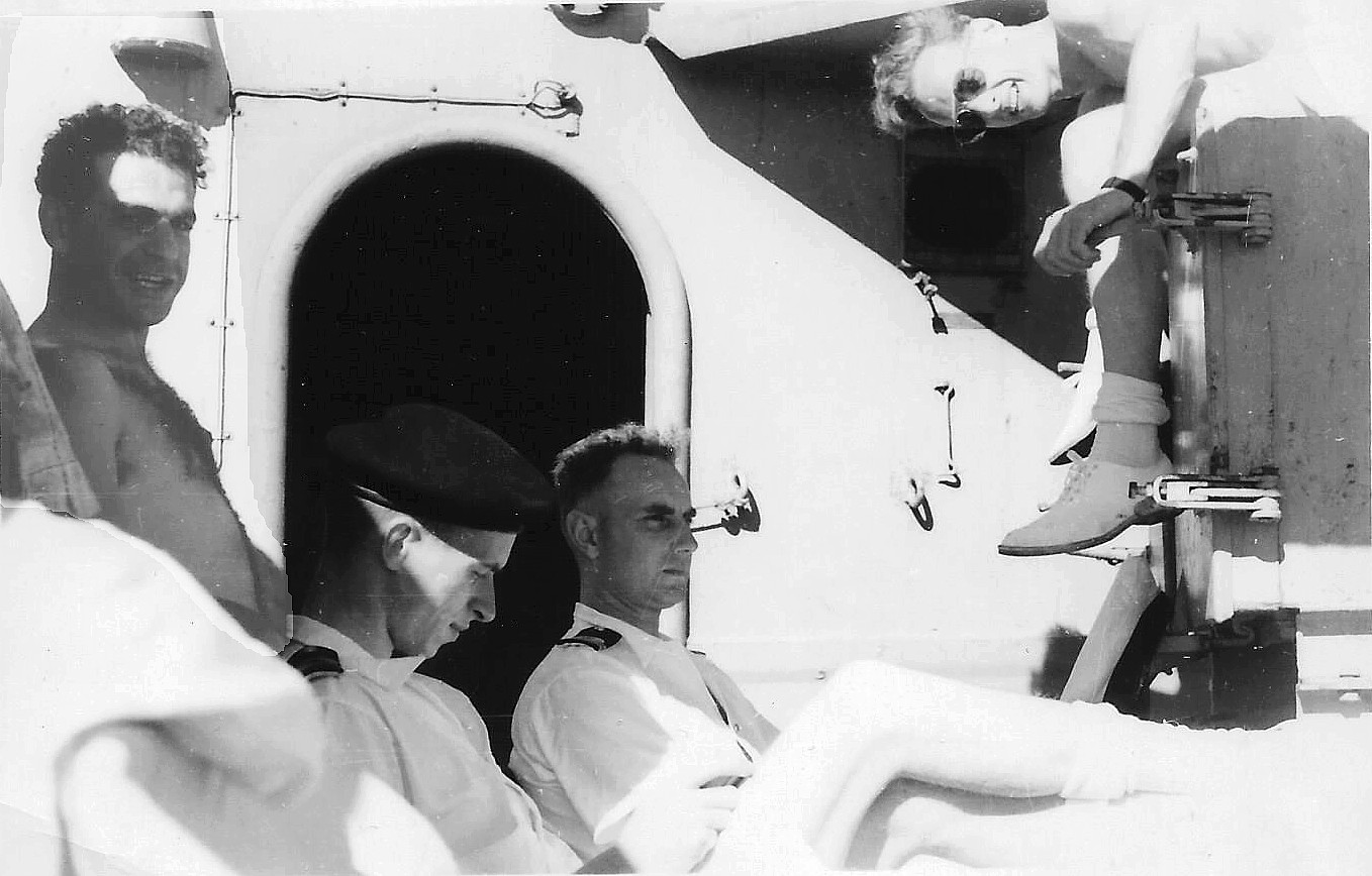 Royal Canadian Navy : HMCS Magnificent, 1950