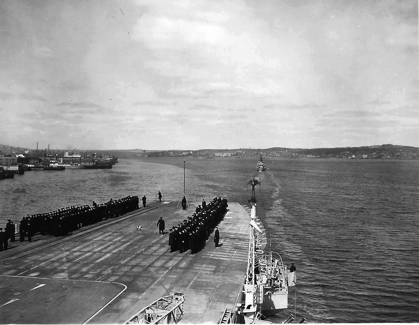 Royal Canadian Navy : HMCS Magnificent, 1950