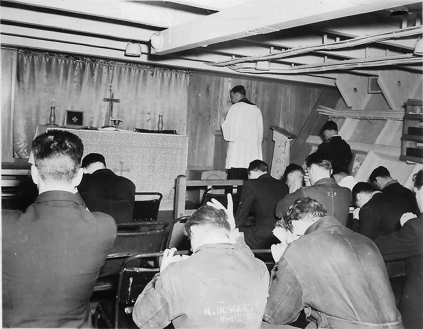 Royal Canadian Navy : HMCS Magnificent, 1950
