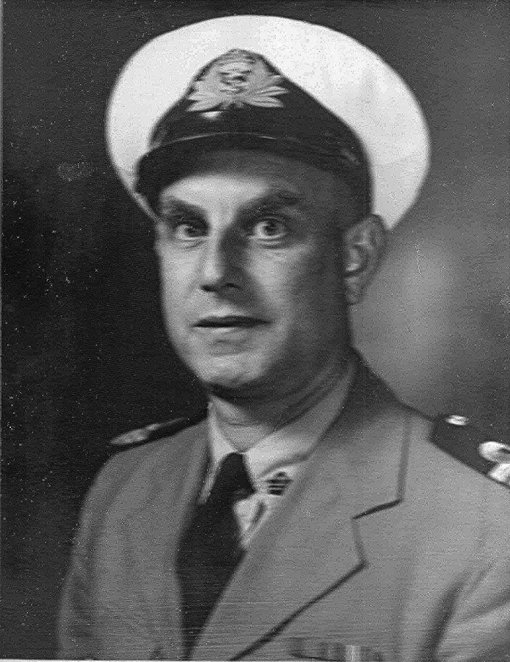 Royal Canadian Navy : Lt. Neil A. Duval