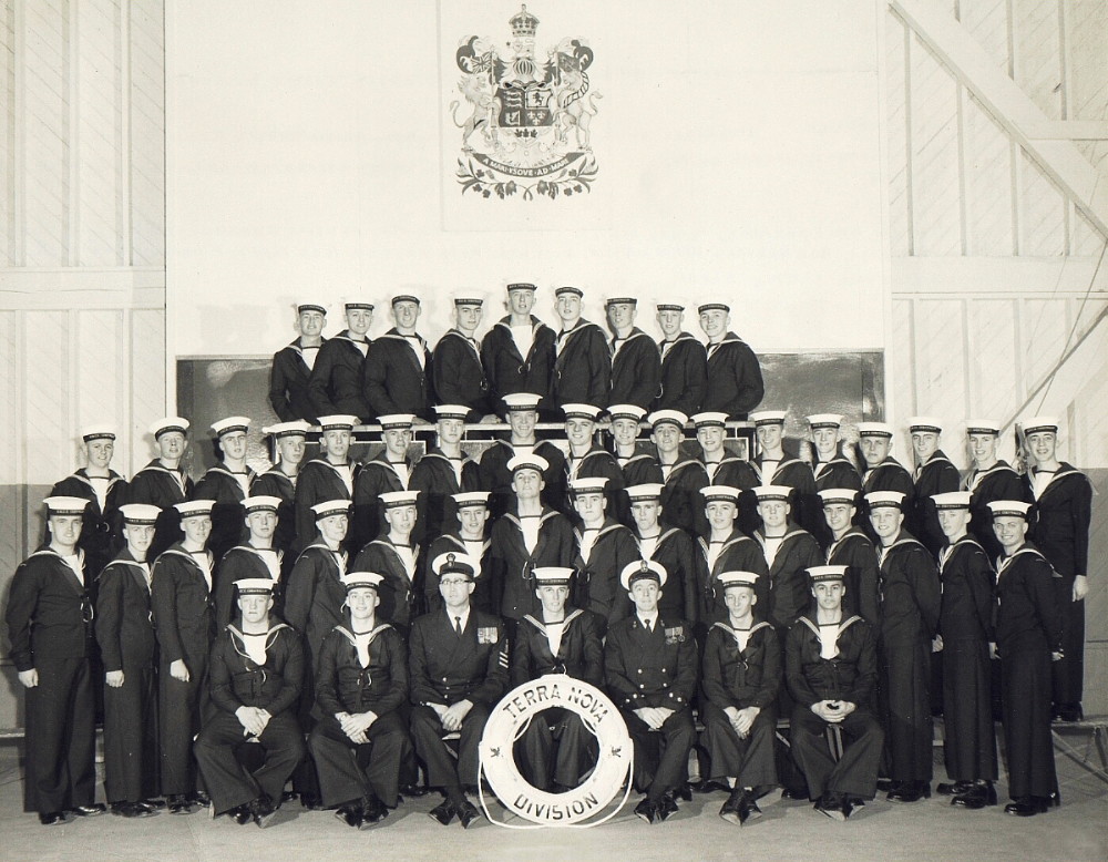 Royal Canadian Navy : HMCS Cornwallis, Terra Nova 2/66 Division.
