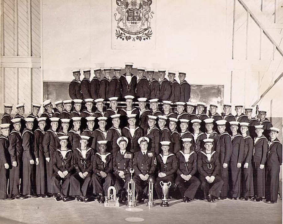 Royal Canadian Navy : HMCS Cornwallis, Restigouche Division, 1966.
