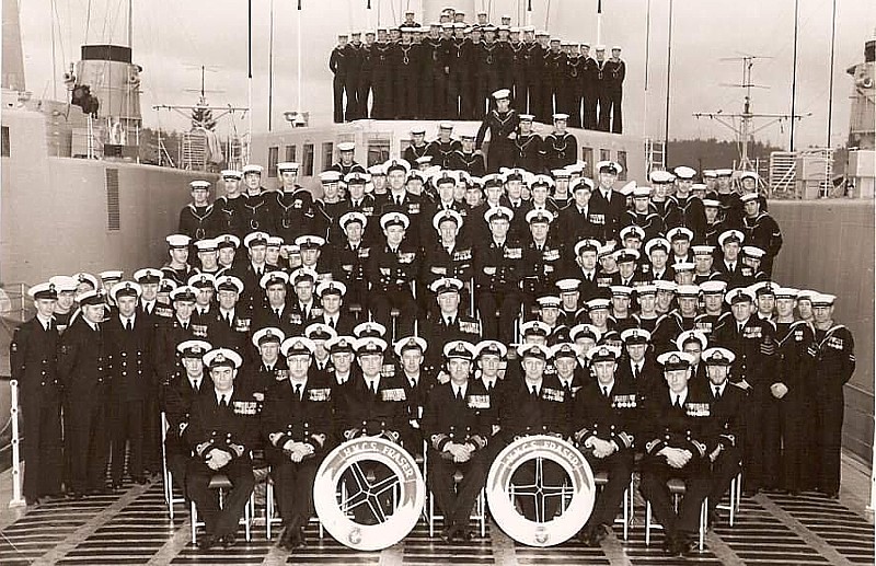 Royal Canadian Navy : HMCS Fraser ship's company, 1957.