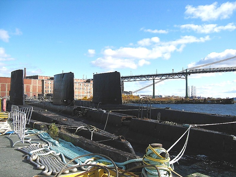 Royal Canadian Navy : Submarines waiting to be scrapped.