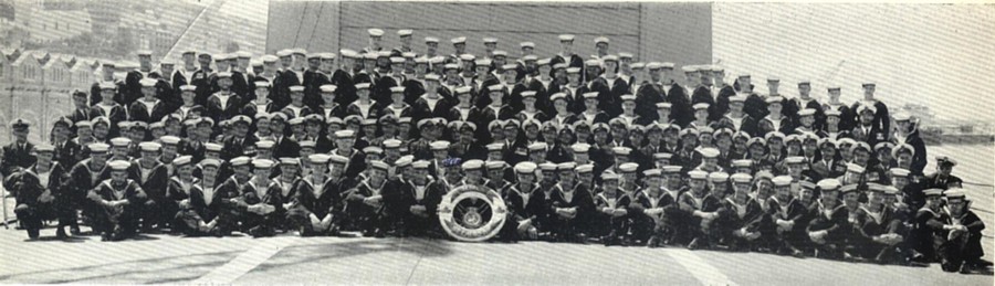 Royal Canadian Navy : HMCS St Laurent, 1964.