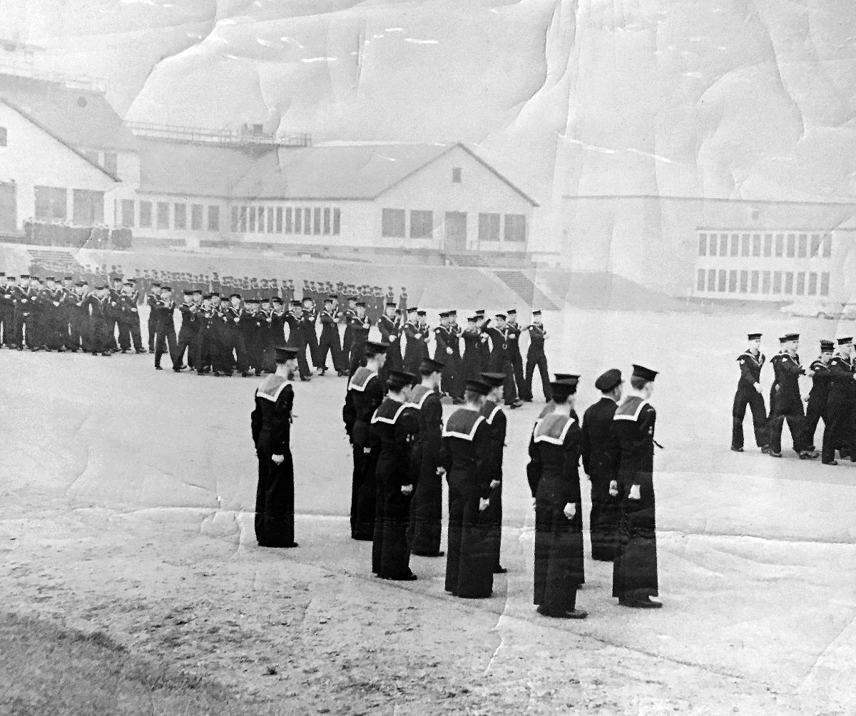 Royal Canadian Navy : HMCS Cornwallis, 1950's