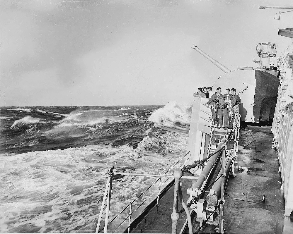Royal Canadian Navy : HMCS Ontario, 1945.