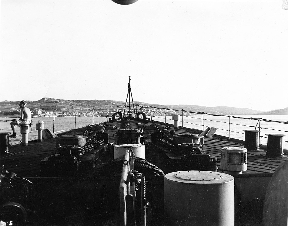 Royal Canadian Navy : HMCS Ontario, 1945.