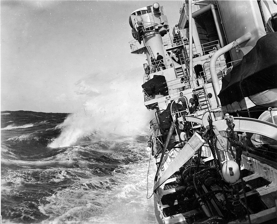 Royal Canadian Navy : HMCS Ontario, 1945.