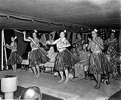 Hula dancers in Hawaii