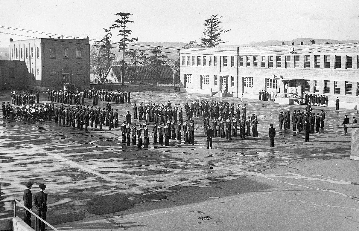 Royal Canadian Navy : HMCS Naden