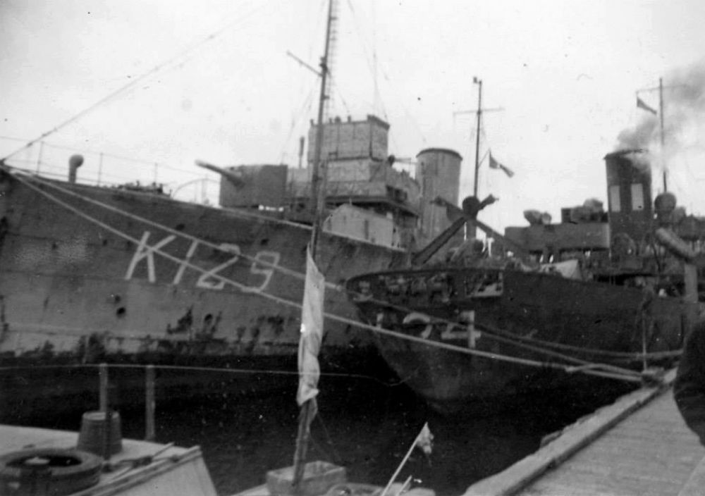 HMCS Agassiz K192, and HMCS Cobalt K124.