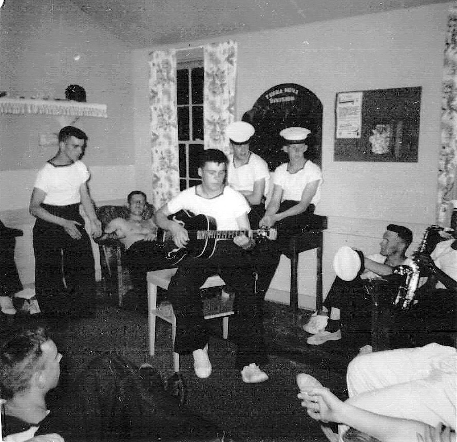 Royal Canadian Navy : HMCS Cornwallis, men in Terra Nova Division, 1959.