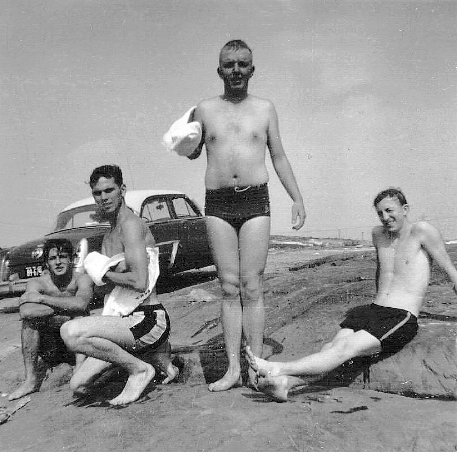 Royal Canadian Navy : HMCS Cornwallis, men in Terra Nova Division, 1959.