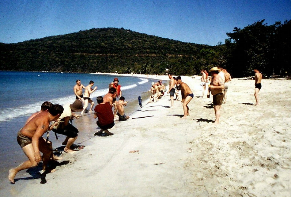 Royal Canadian Navy : HMCS Okanagan in St Thomas, V.I.