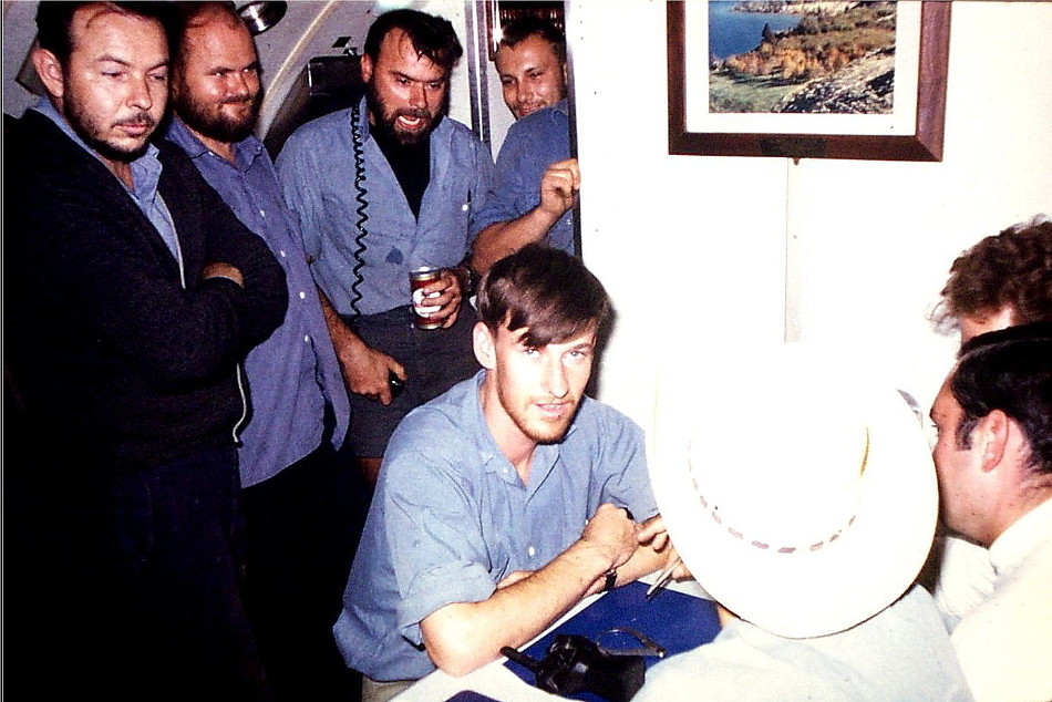 Royal Canadian Navy : HMCS Okenagan beard contest.