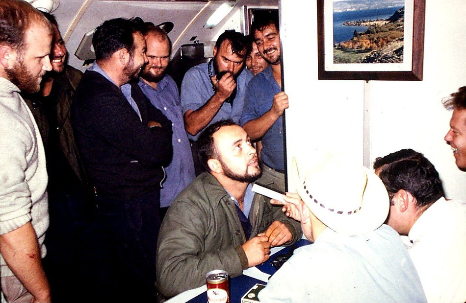 Royal Canadian Navy : HMCS Okenagan beard contest.