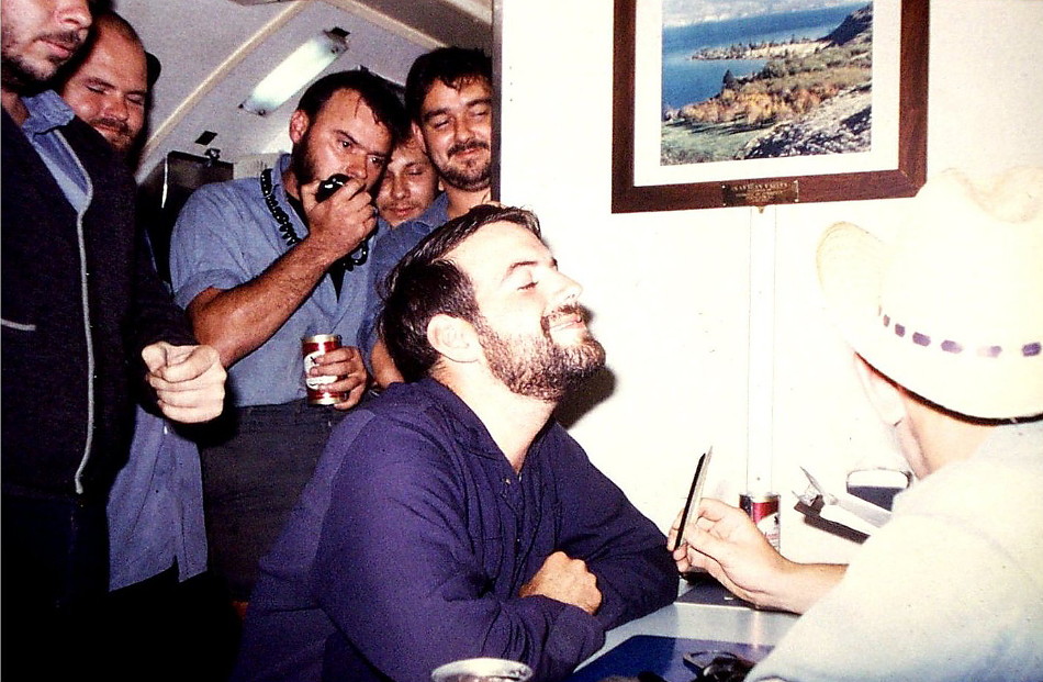 Royal Canadian Navy : HMCS Okenagan beard contest.