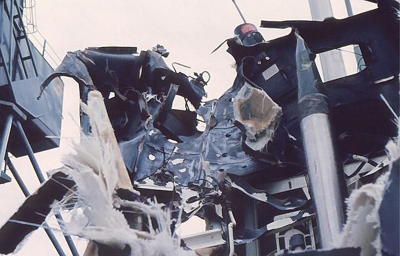 Royal Canadian Navy : Damage to HMCS Okanagan, 1973.