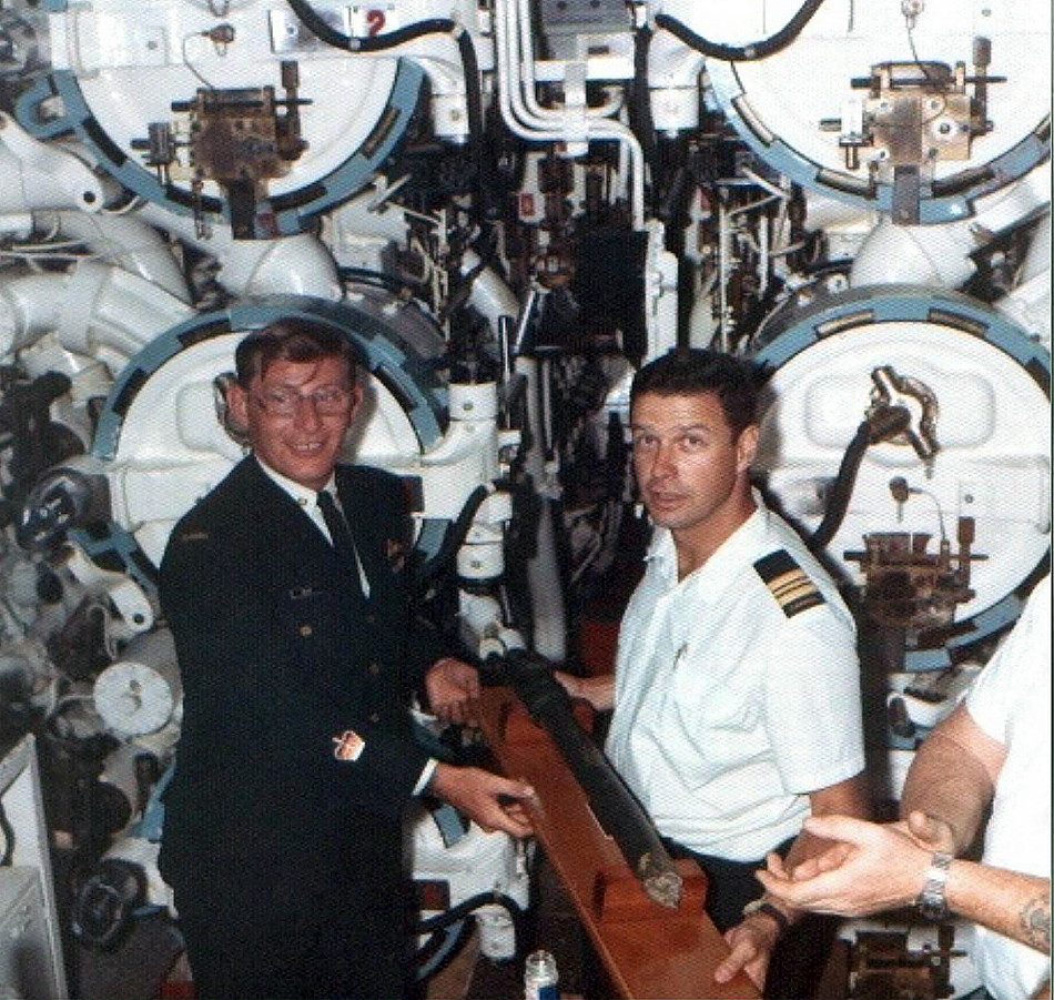 Royal Canadian Navy : HMCS Okanagan, Change of Commanding Officer, July, 1974.