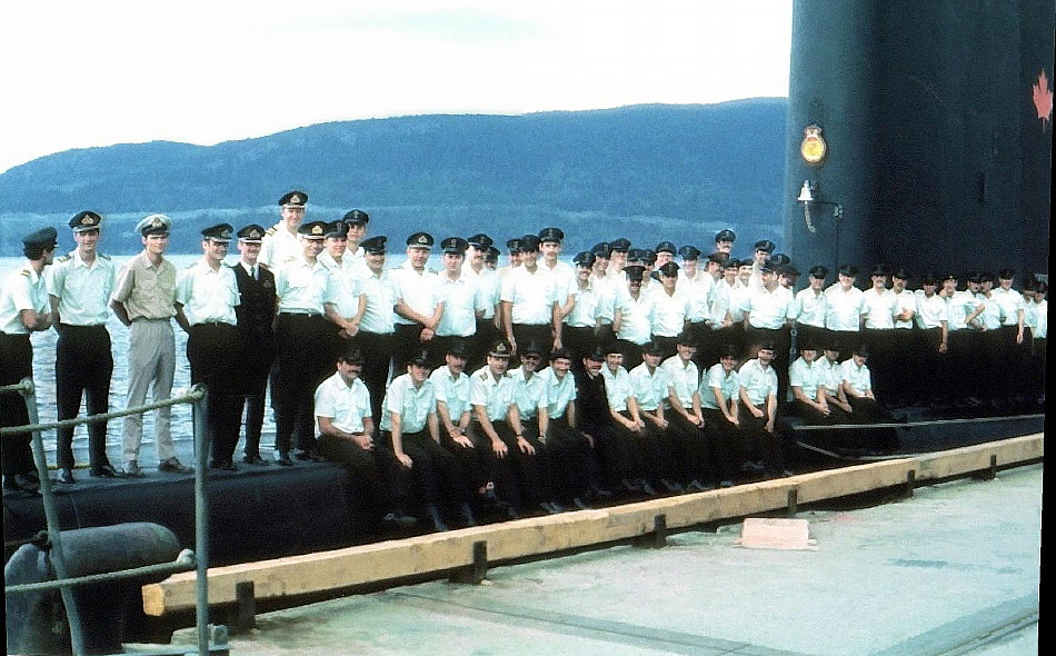 Royal Canadian Navy : HMCS Okanagan, Change of Commanding Officer, July, 1974.