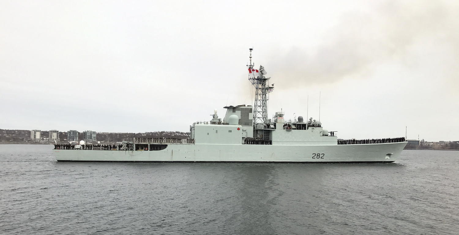 HMCS Athabaskan, Paying-Off Cruise.