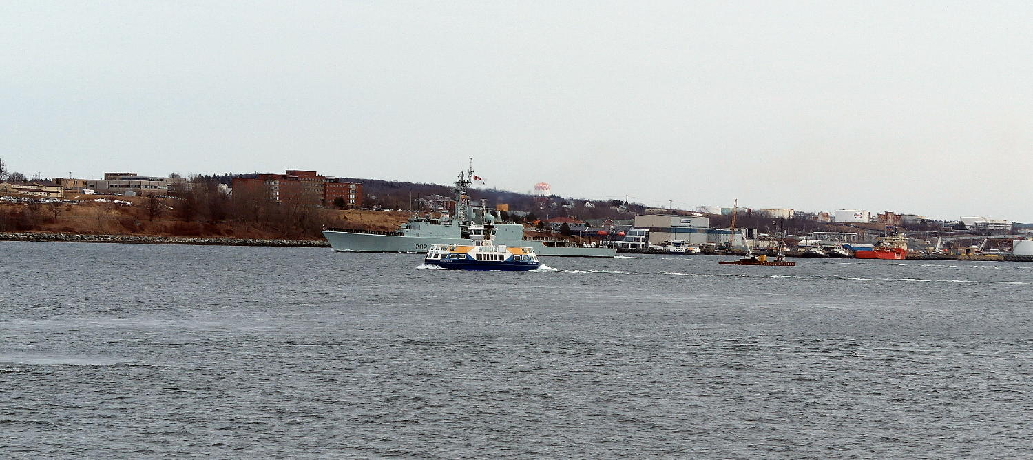 HMCS Athabaskan, Paying-Off Cruise.