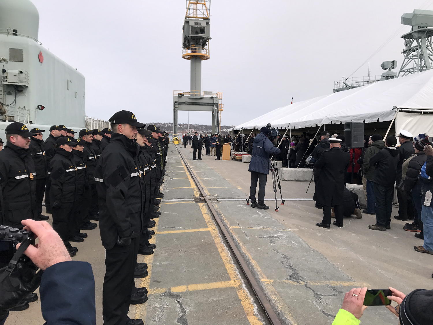 HMCS Athabaskan, Paying-Off Cruise.
