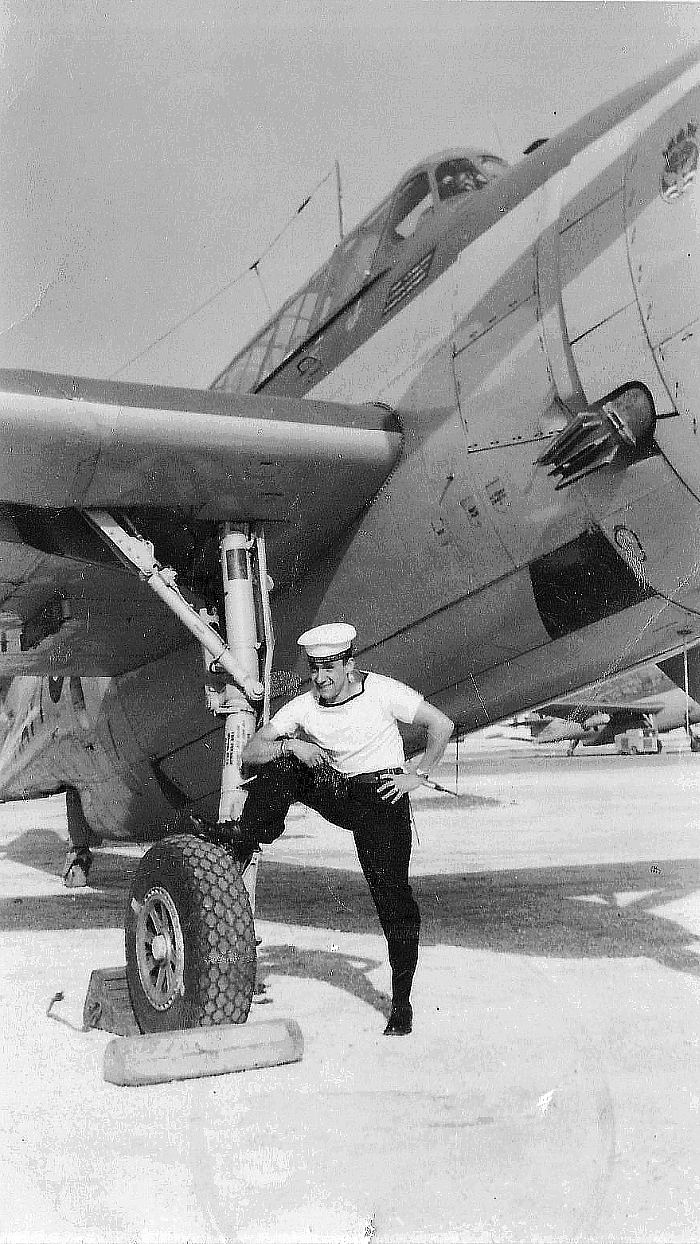Royal Canadian Navy : Joe Lesage, aircraft