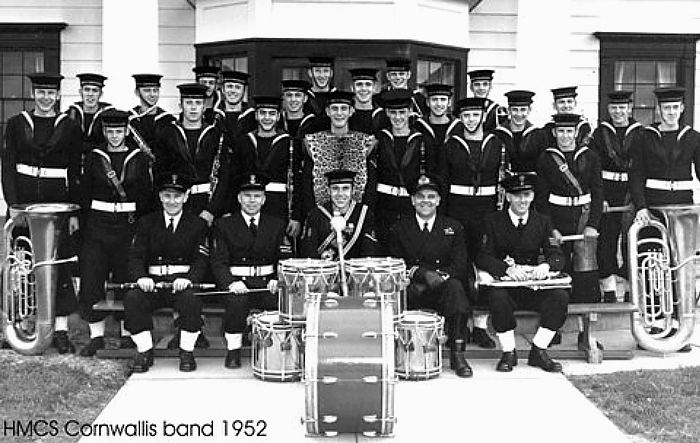 Royal Canadian Navy : HMCS Cornwallis, 1952