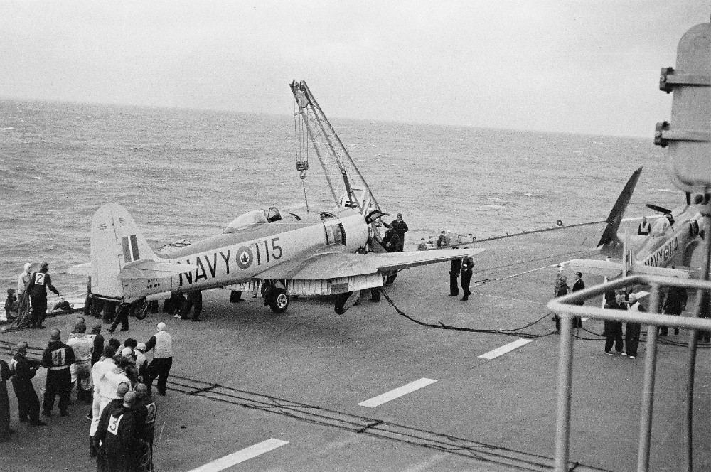 Royal Canadian Navy : HMCS Magnificent, 1952