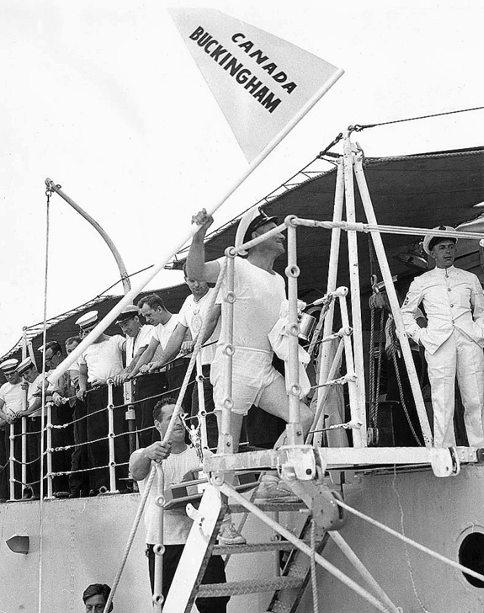 Royal Canadian Navy : HMCS Buckingham, 1959