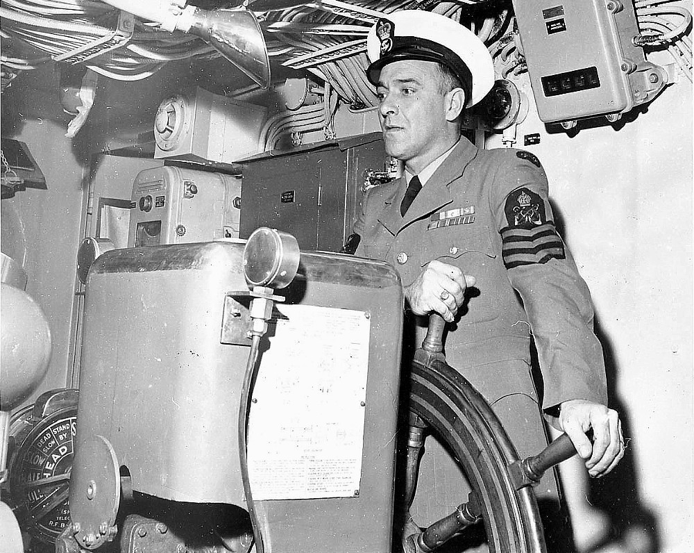 Royal Canadian Navy : HMCS Buckingham, 1959