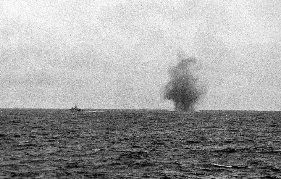 Royal Canadian Navy : Corvette under attack.