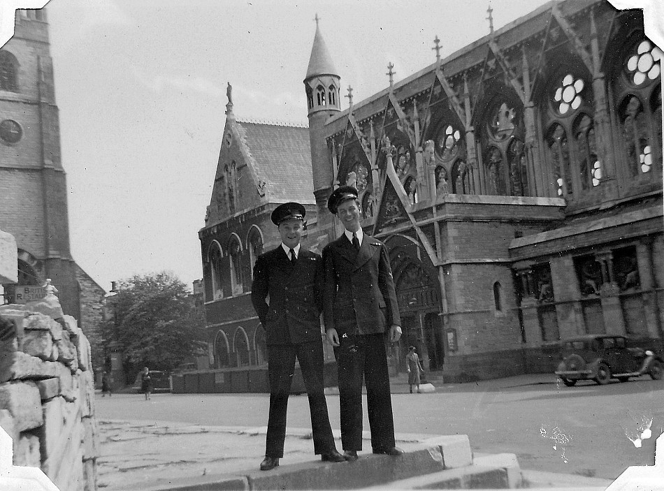 Royal Canadian Navy : Bob Dornan & Jack Miller.