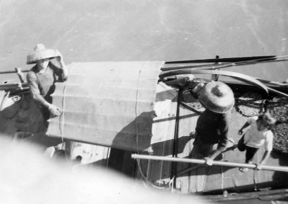 Royal Canadian Navy : HMCS Prince Robert.