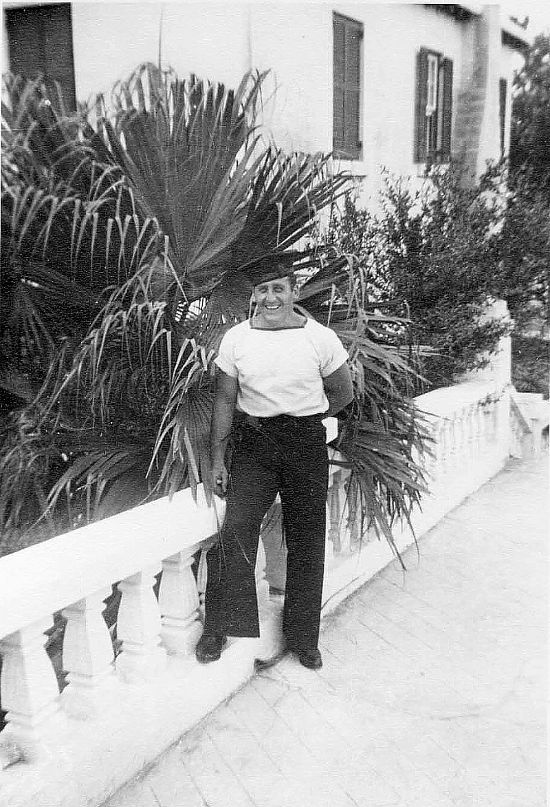 Royal Canadian Navy : Vernon Clarence Miller in Bermuda