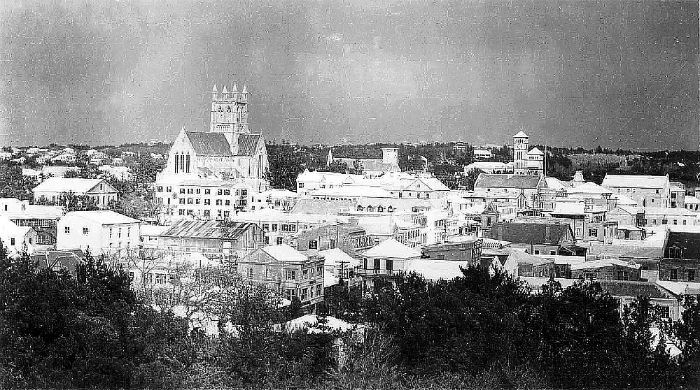Royal Canadian Navy : Hamilton, Bermuda