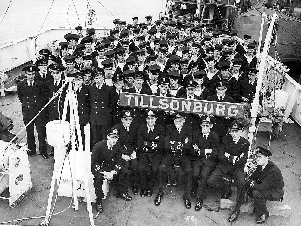 Royal Canadian Navy : Crew of HMCS Tillsonburg