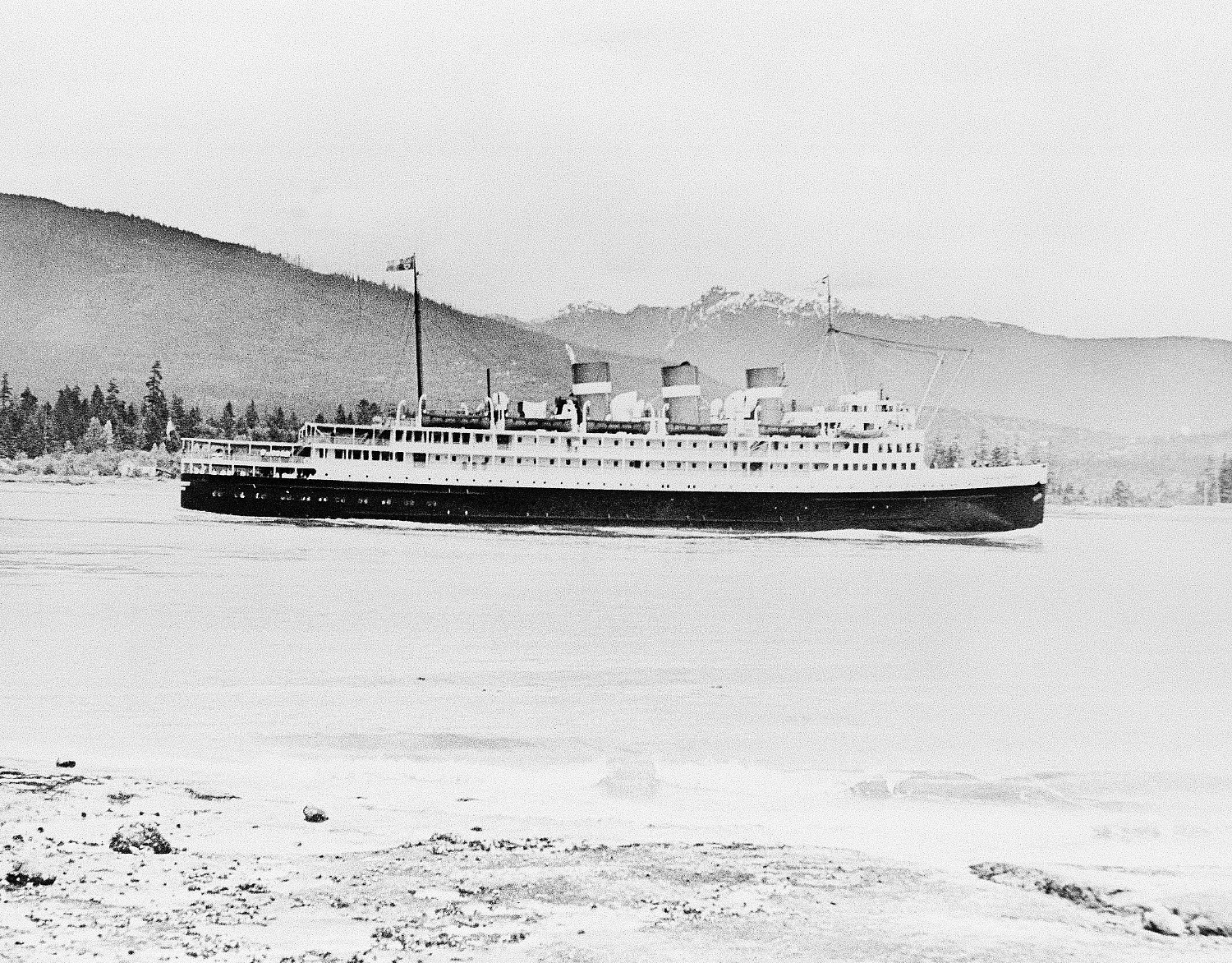 Royal Canadian Navy : HMCS Prince Robert