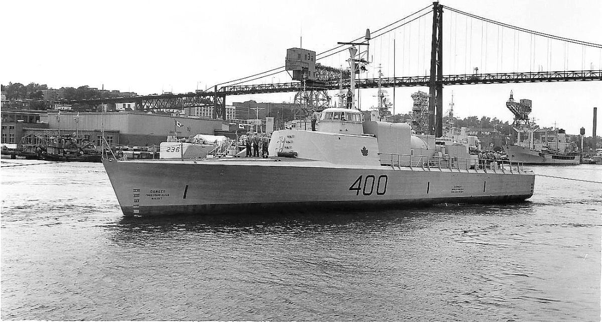 Royal Canadian Navy : HMCS Bras d'Or